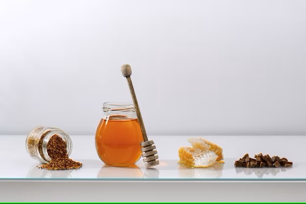 Royal Jelly's Role in Enhancing Steroid Use: A Comprehensive Study