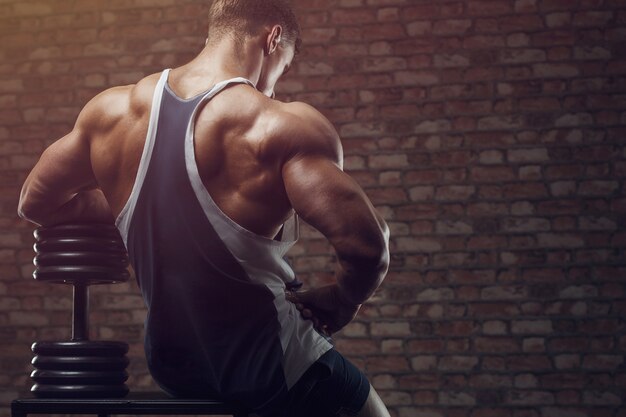 The Growing Popularity of Anabolic Steroids: Exploring the Positive Effects